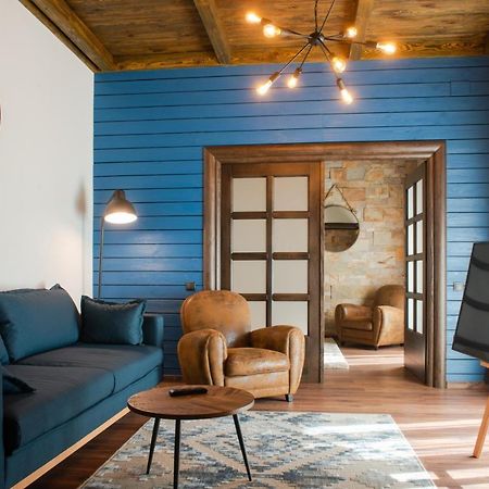 Kaban Boutique - 5Star Central Villa In Vatra Dornei Dış mekan fotoğraf