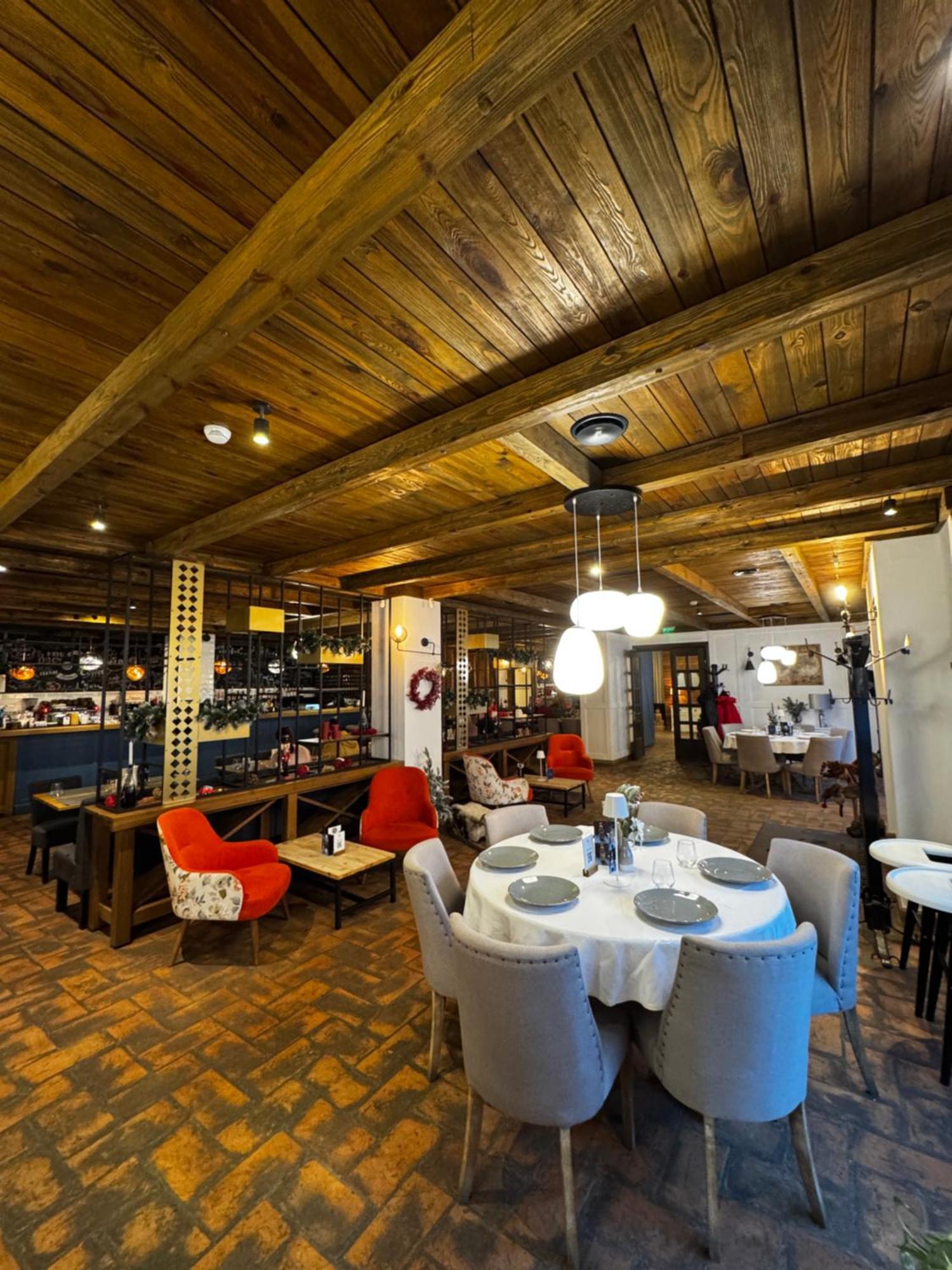 Kaban Boutique - 5Star Central Villa In Vatra Dornei Dış mekan fotoğraf