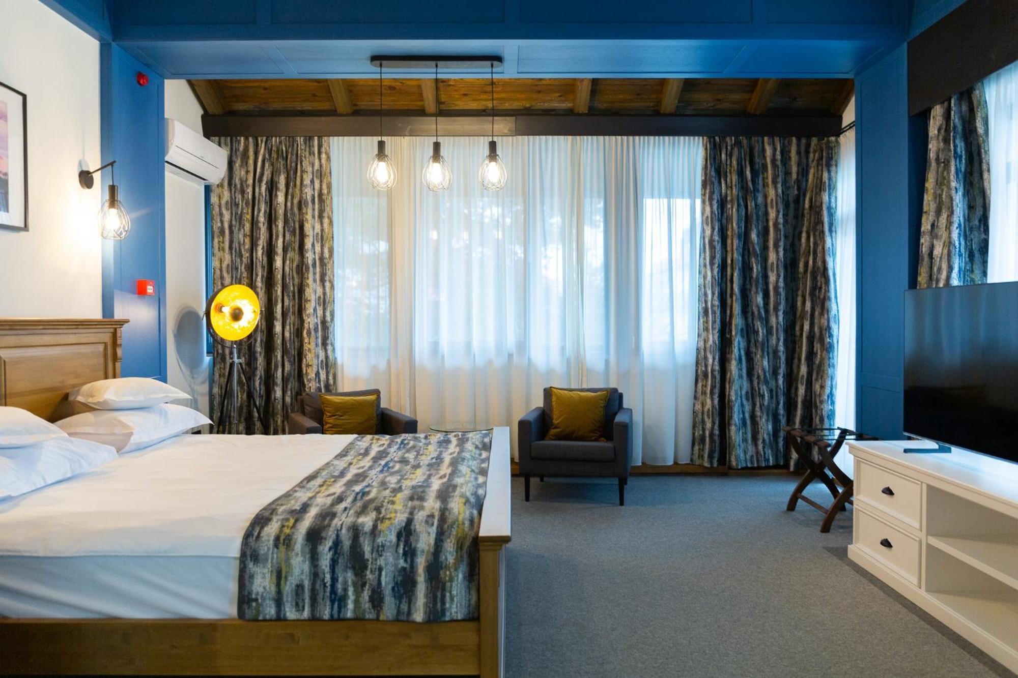 Kaban Boutique - 5Star Central Villa In Vatra Dornei Dış mekan fotoğraf