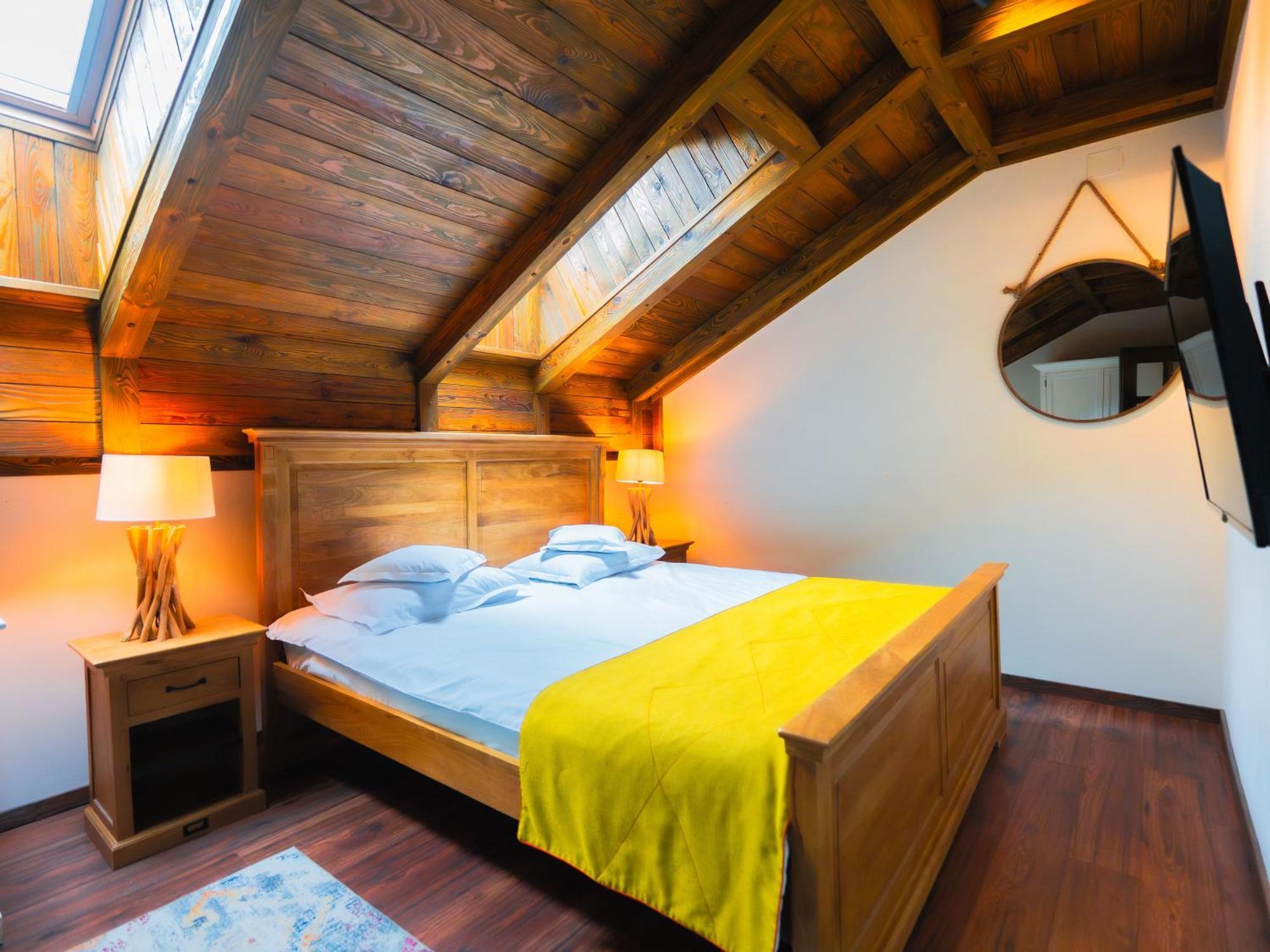 Kaban Boutique - 5Star Central Villa In Vatra Dornei Dış mekan fotoğraf