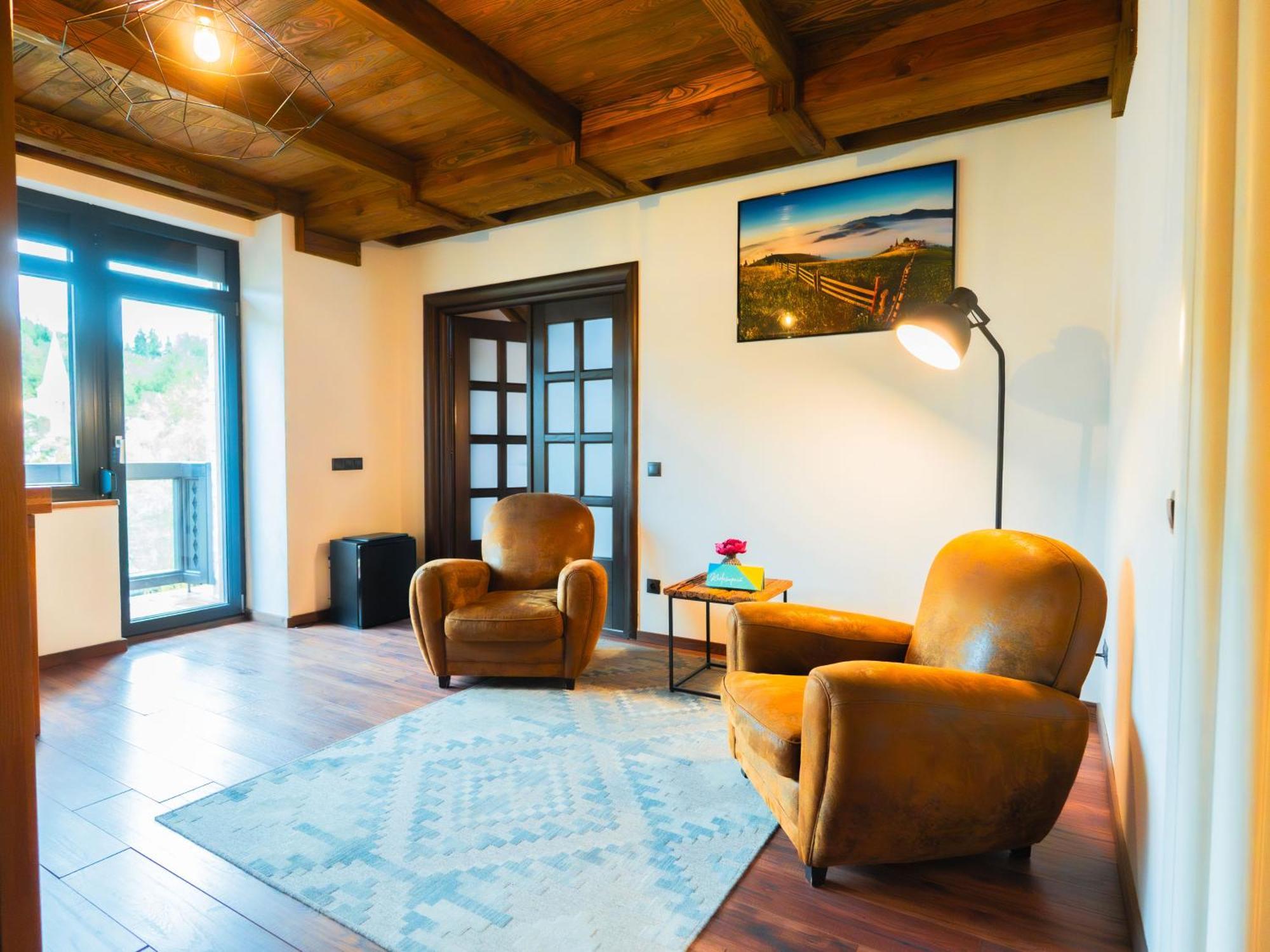 Kaban Boutique - 5Star Central Villa In Vatra Dornei Dış mekan fotoğraf