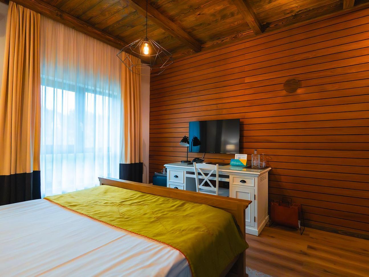 Kaban Boutique - 5Star Central Villa In Vatra Dornei Dış mekan fotoğraf