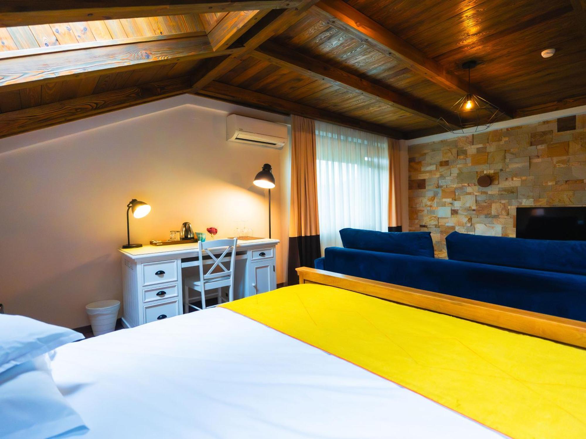 Kaban Boutique - 5Star Central Villa In Vatra Dornei Dış mekan fotoğraf