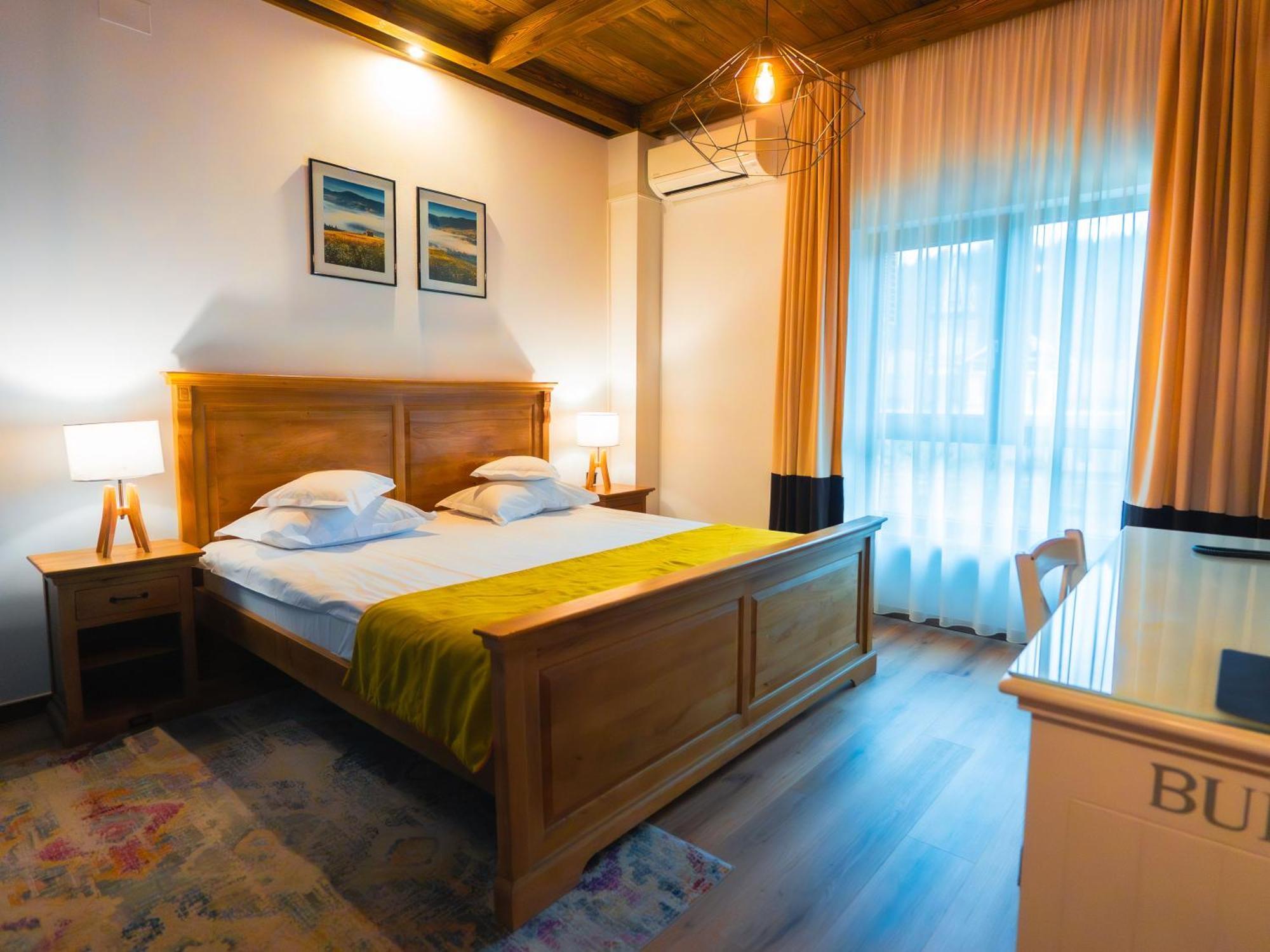 Kaban Boutique - 5Star Central Villa In Vatra Dornei Dış mekan fotoğraf