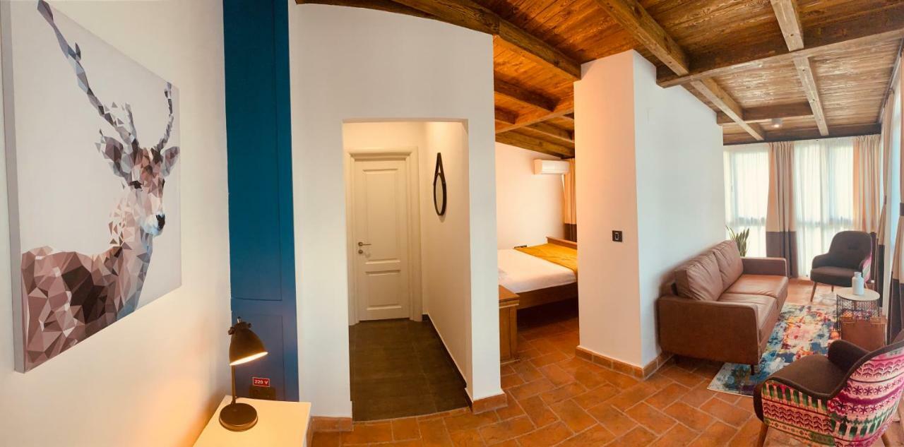 Kaban Boutique - 5Star Central Villa In Vatra Dornei Dış mekan fotoğraf